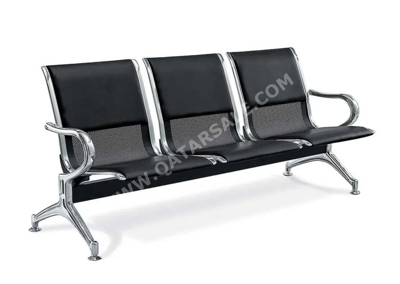 3 مقاعد وكرسي - أسود