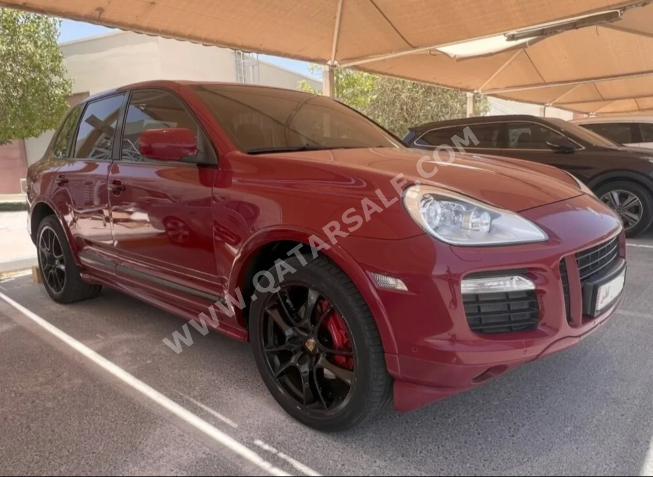 Porsche  Cayenne  GTS  2009  Automatic  175,000 Km  8 Cylinder  Four Wheel Drive (4WD)  SUV  Maroon