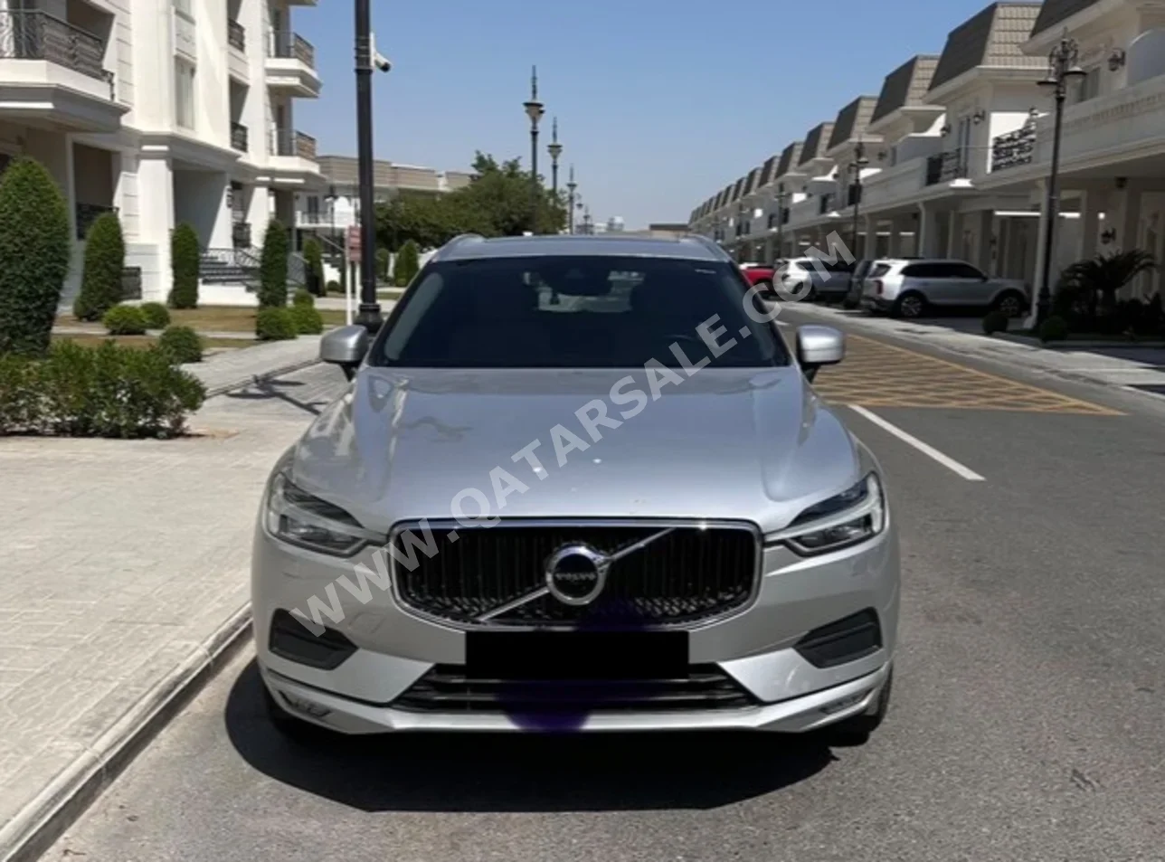 Volvo  XC  60  2019  Automatic  89,000 Km  4 Cylinder  Front Wheel Drive (FWD)  SUV  Silver
