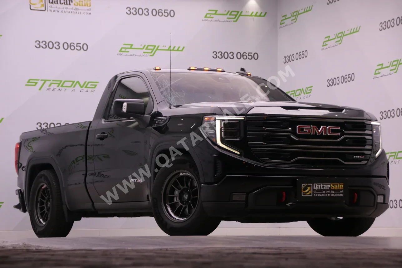 GMC  Sierra  AT4  2023  Automatic  61,000 Km  8 Cylinder  Four Wheel Drive (4WD)  Pick Up  Black  With Warranty