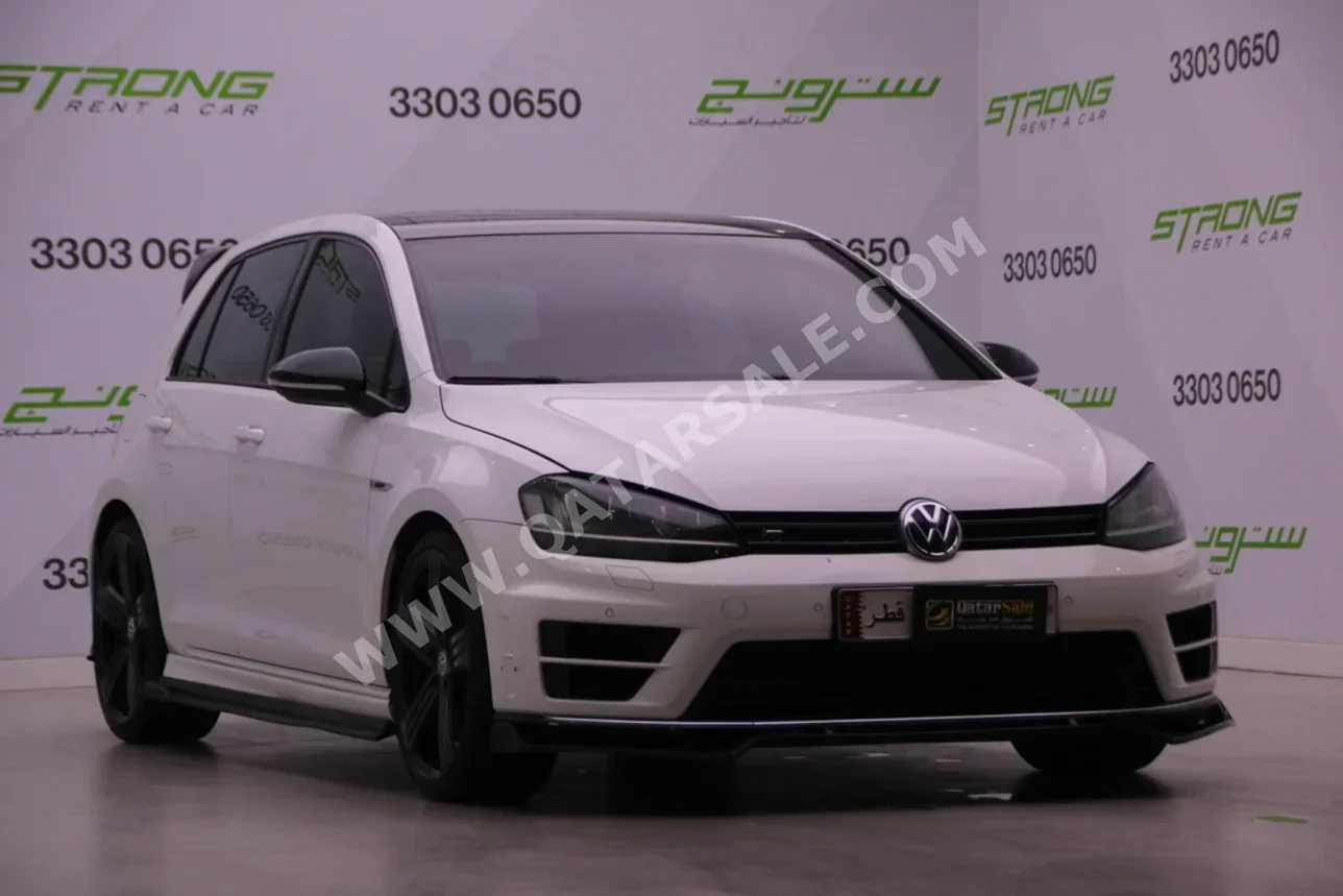 Volkswagen  Golf  R  2015  Automatic  175,000 Km  4 Cylinder  Four Wheel Drive (4WD)  Hatchback  White