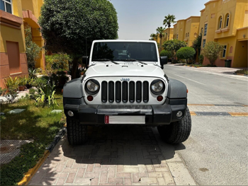 Jeep  Wrangler  Sport  2013  Manual  127,000 Km  6 Cylinder  Four Wheel Drive (4WD)  SUV  White and Black