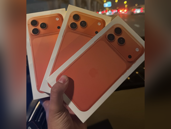 Mobile Phones Apple  - Iphone 17  - Pro Max  - Orange  - 256 GB  - Under Warranty
