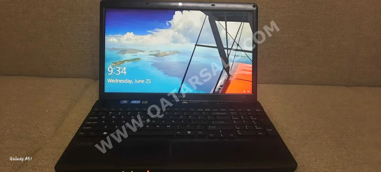 Laptops Microsoft  - New Surface Latpop Go  2010  - Blue  - Windows 10  - Intel  - Core i3  -Memory (Ram): 4 GB