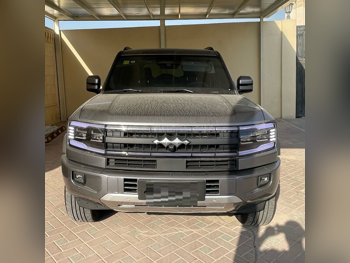 بي واي دي ليوبيرد 5 الترا 5 2026 اوتوماتيك 250 كم 4 سلندر دفع رباعي اس يو في رمادي وأسود