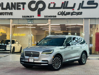 لنكولن  افيتور  2022  اوتوماتيك  69,000 كم  6 سلندر  دفع رباعي  اس يو في  فضي  تحت الضمان