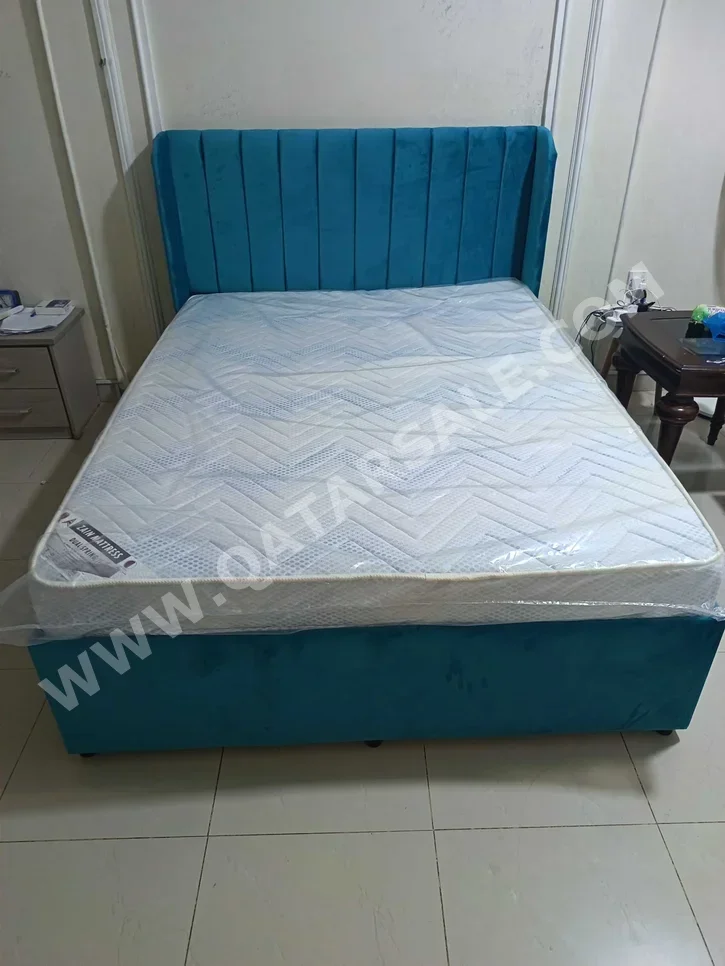 Beds - Queen  - Green  - Mattress Included