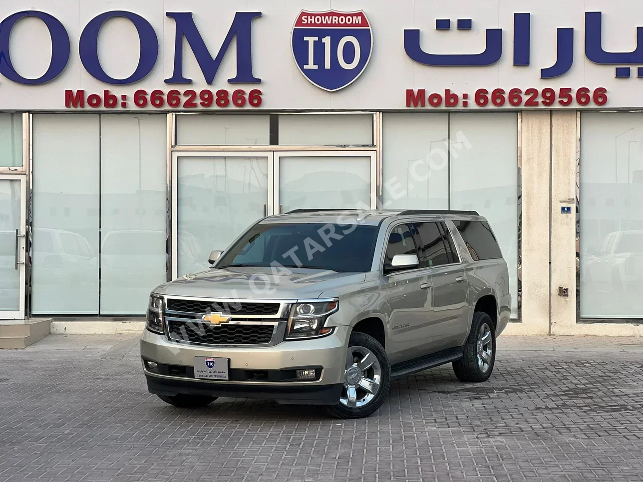 Chevrolet  Suburban  2016  Automatic  70,000 Km  8 Cylinder  Four Wheel Drive (4WD)  SUV  Gold