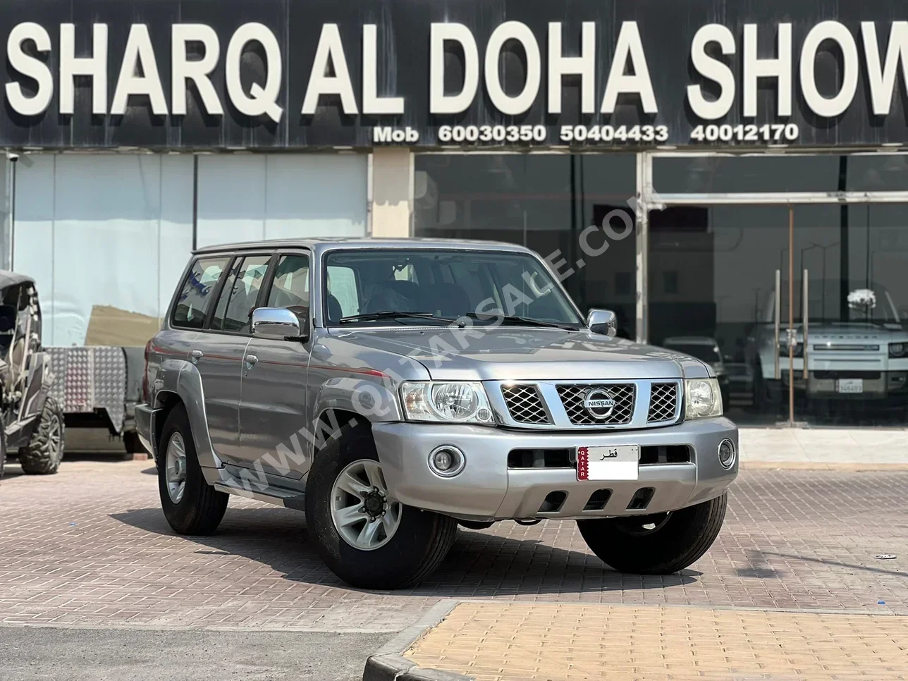 نيسان  باترول  سفاري  2014  اوتوماتيك  323,000 كم  6 سلندر  دفع رباعي  اس يو في  فضي