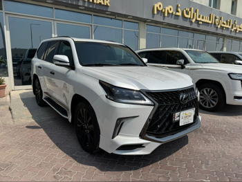Lexus  LX  570 S Black Edition  2020  Automatic  67,000 Km  8 Cylinder  Four Wheel Drive (4WD)  SUV  White