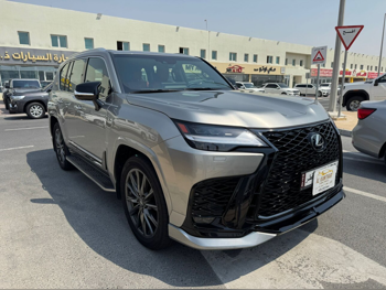 Lexus  LX  600 F Sport  2024  Automatic  3,000 Km  6 Cylinder  Four Wheel Drive (4WD)  SUV  Light Gray  With Warranty