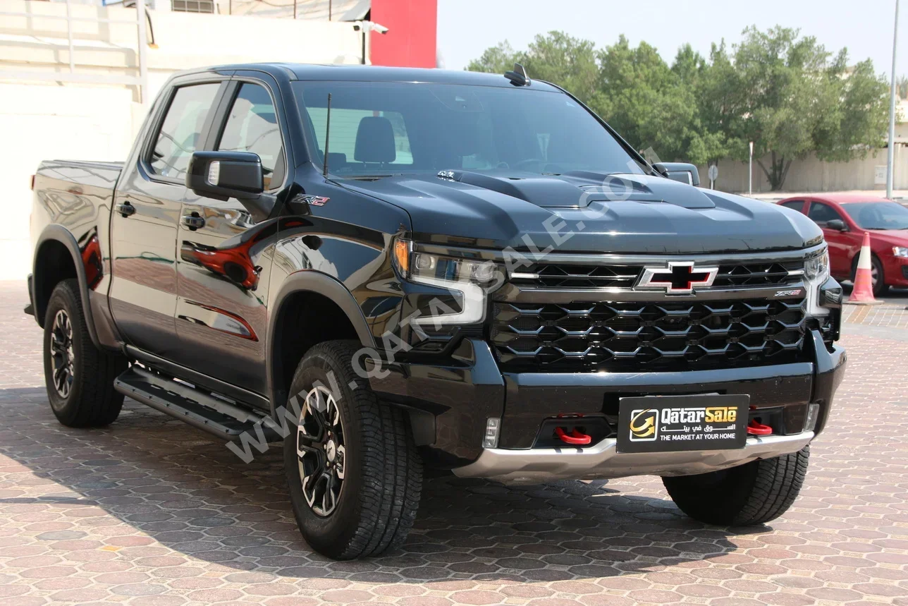 Chevrolet  Silverado  ZR 2  2023  Automatic  76,000 Km  8 Cylinder  Four Wheel Drive (4WD)  Pick Up  Black  With Warranty