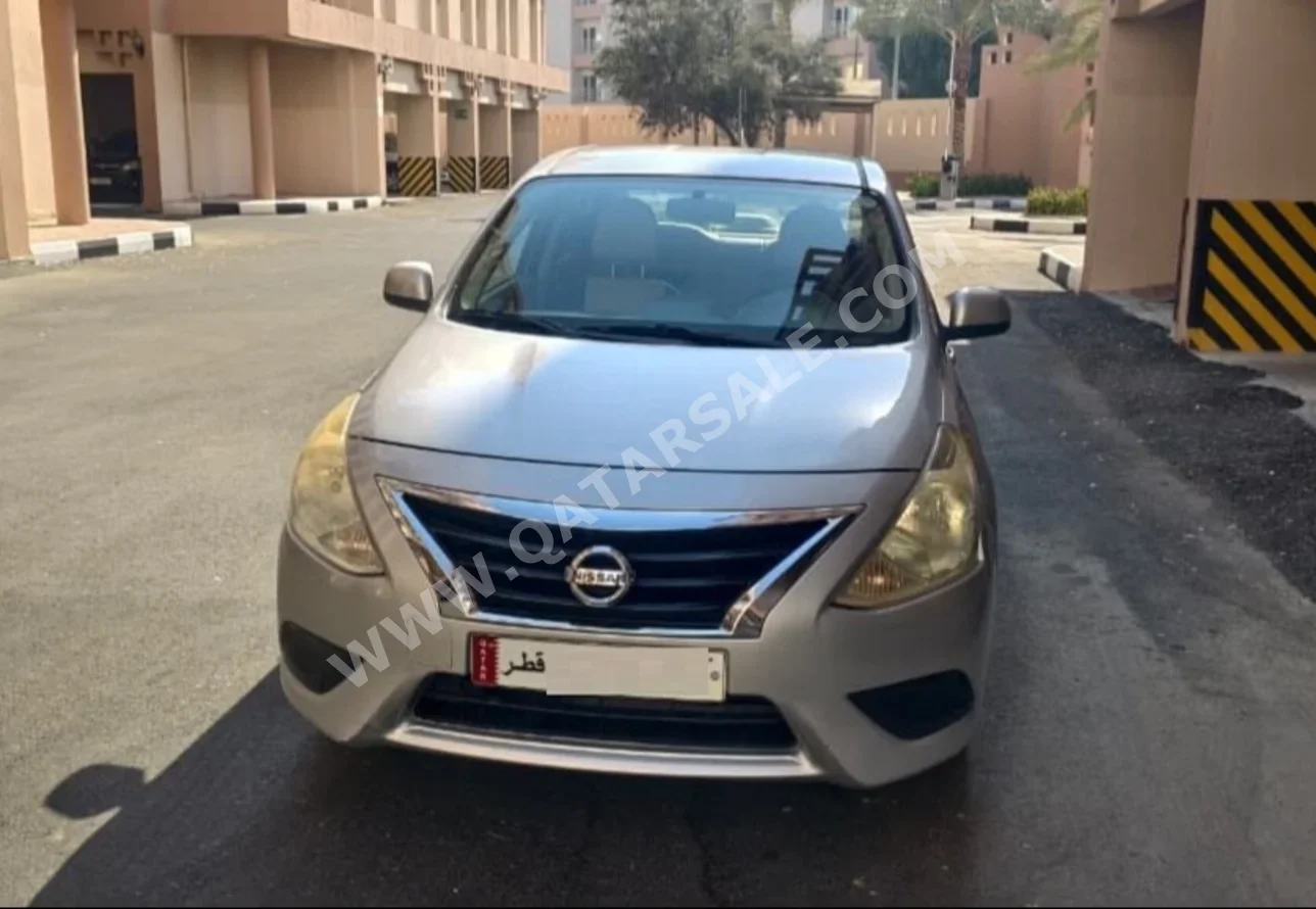 نيسان  صني  2016  اوتوماتيك  150,000 كم  4 سلندر  سحب امامي  سيدان  فضي