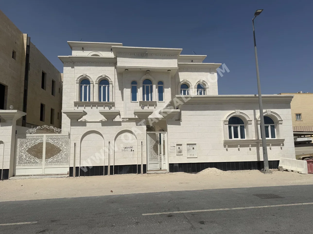Family Residential - Not Furnished - Al Wakrah - Al Wukair - 10 Bedrooms