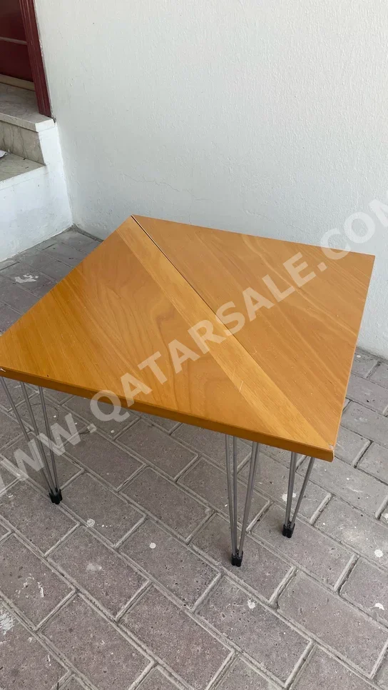 Tables & Sideboards Coffe Table  - Wood