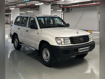 تويوتا  لاند كروزر  جي  2002  عادي  290,000 كم  6 سلندر  دفع خلفي  اس يو في  أبيض