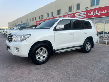Toyota  Land Cruiser  G  2015  Automatic  171,000 Km  6 Cylinder  Four Wheel Drive (4WD)  SUV  White