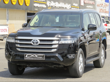 Toyota  Land Cruiser  GXR Twin Turbo  2022  Automatic  131,000 Km  6 Cylinder  Four Wheel Drive (4WD)  SUV  Black