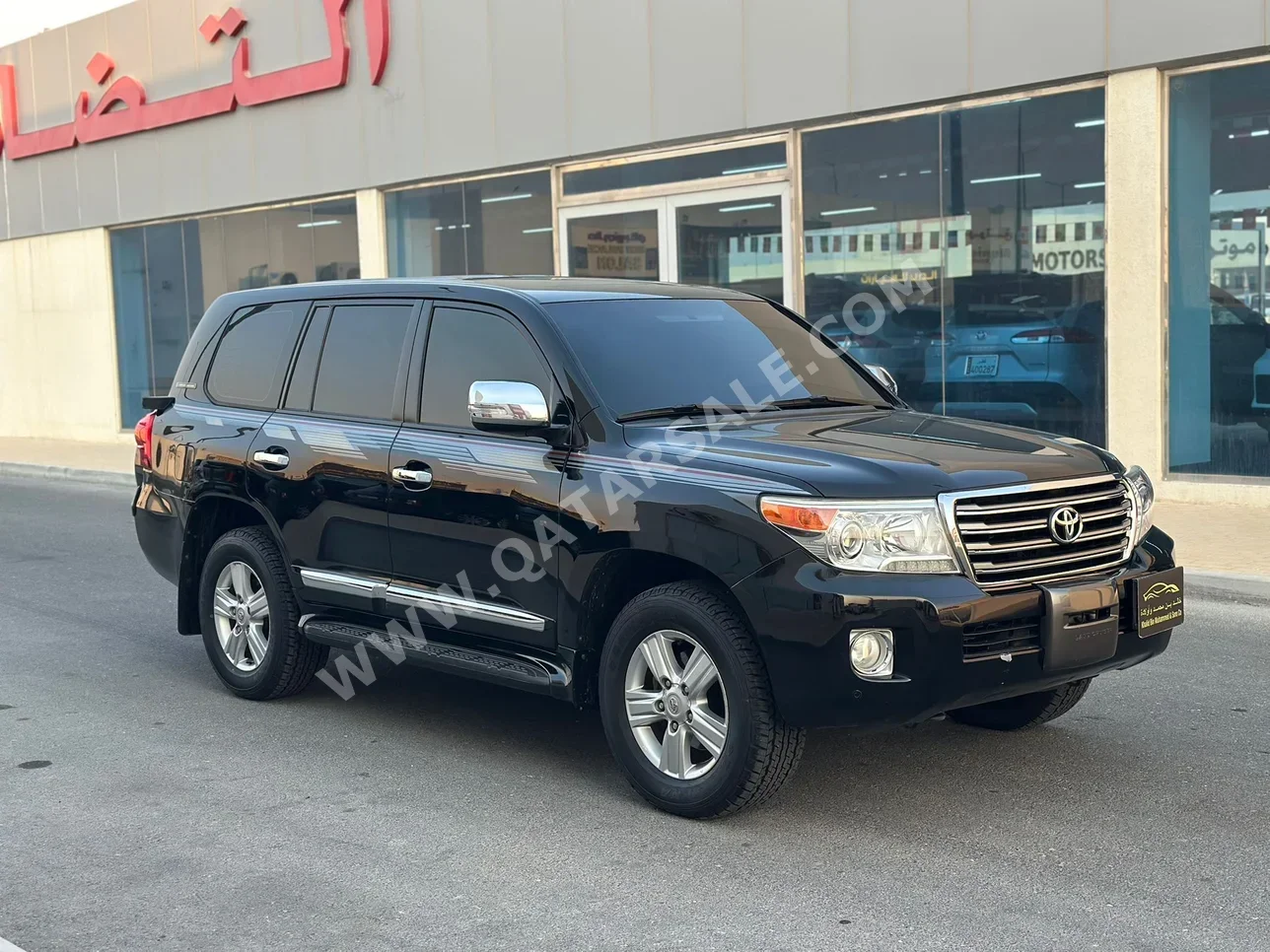 Toyota  Land Cruiser  GXR  2015  Automatic  223,000 Km  8 Cylinder  Four Wheel Drive (4WD)  SUV  Black