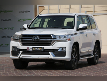 Toyota  Land Cruiser  VXR  2020  Automatic  163,000 Km  8 Cylinder  Four Wheel Drive (4WD)  SUV  White