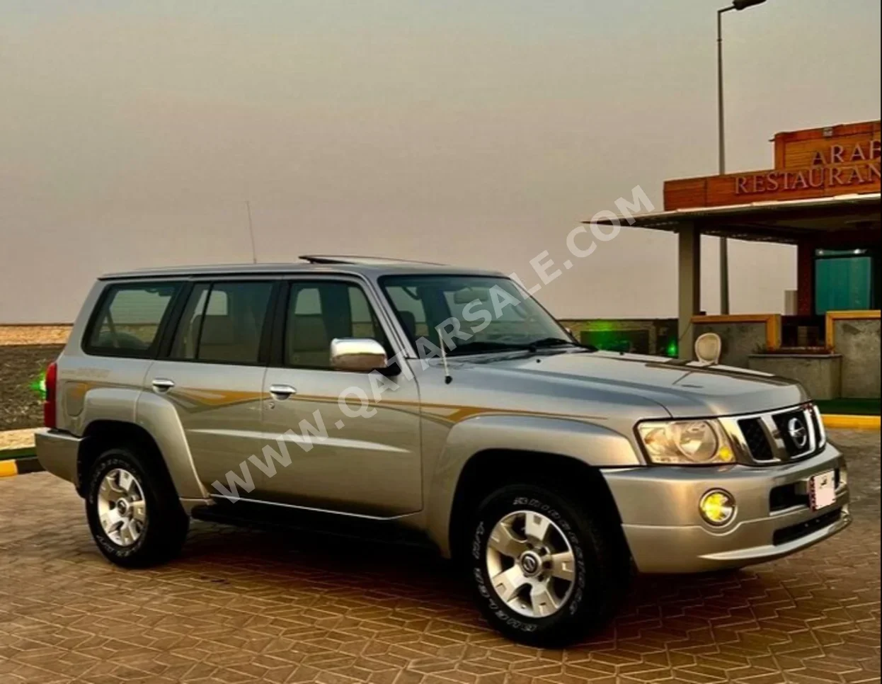 Nissan Patrol Safari 2006 Automatic 323,000 Km 6 Cylinder Four Wheel Drive (4WD) SUV Silver