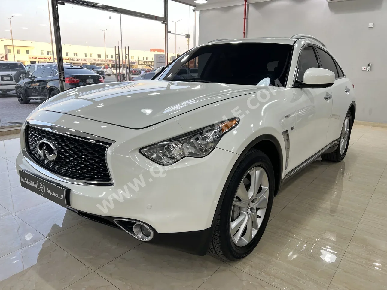 Infiniti  Q  70 S  2018  Automatic  109,000 Km  6 Cylinder  Rear Wheel Drive (RWD)  Sedan  White
