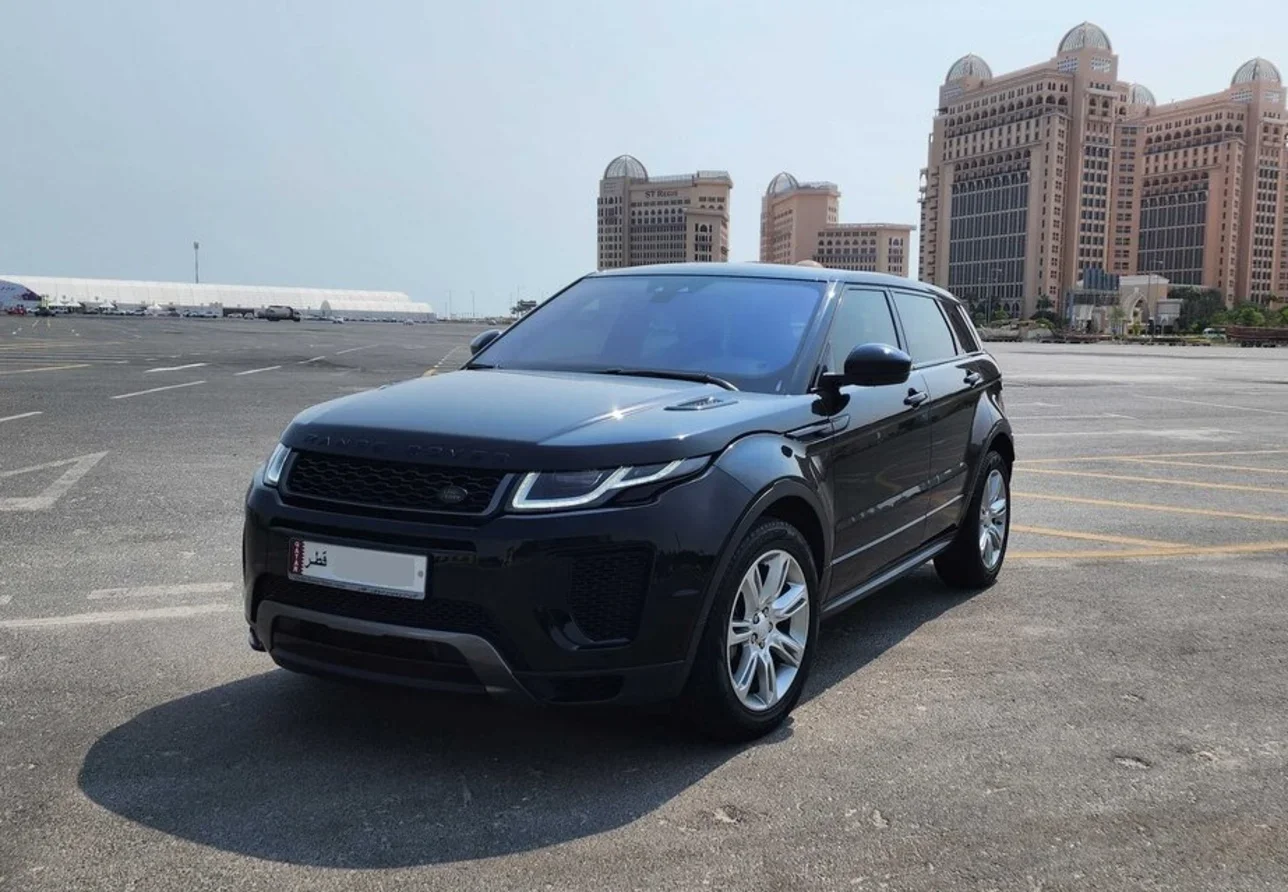 Land Rover  Evoque  Dynamic HSE  2018  Tiptronic  96,000 Km  4 Cylinder  Four Wheel Drive (4WD)  SUV  Black