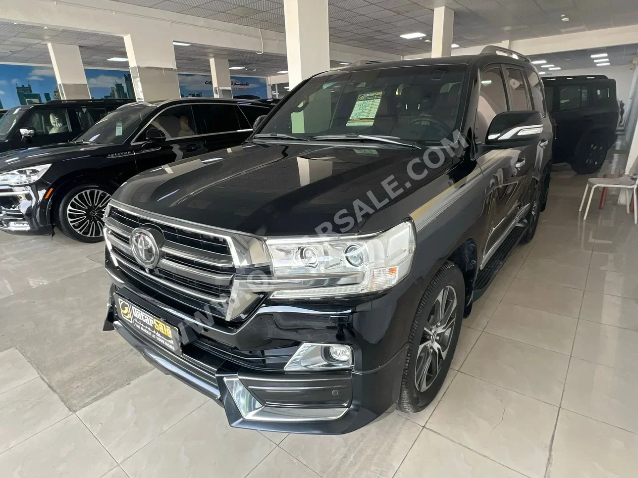 Toyota  Land Cruiser  VXS  2020  Automatic  117,000 Km  8 Cylinder  Four Wheel Drive (4WD)  SUV  Black