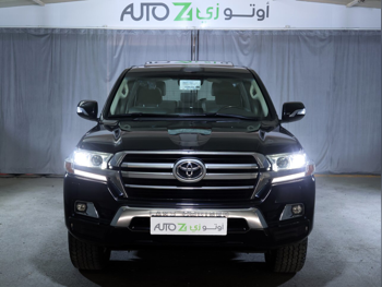 Toyota  Land Cruiser  GXR  2020  Automatic  118,600 Km  8 Cylinder  Four Wheel Drive (4WD)  SUV  Black