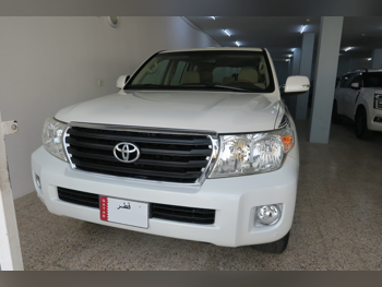 Toyota  Land Cruiser  GX  2014  Manual  167,000 Km  6 Cylinder  Four Wheel Drive (4WD)  SUV  Pearl