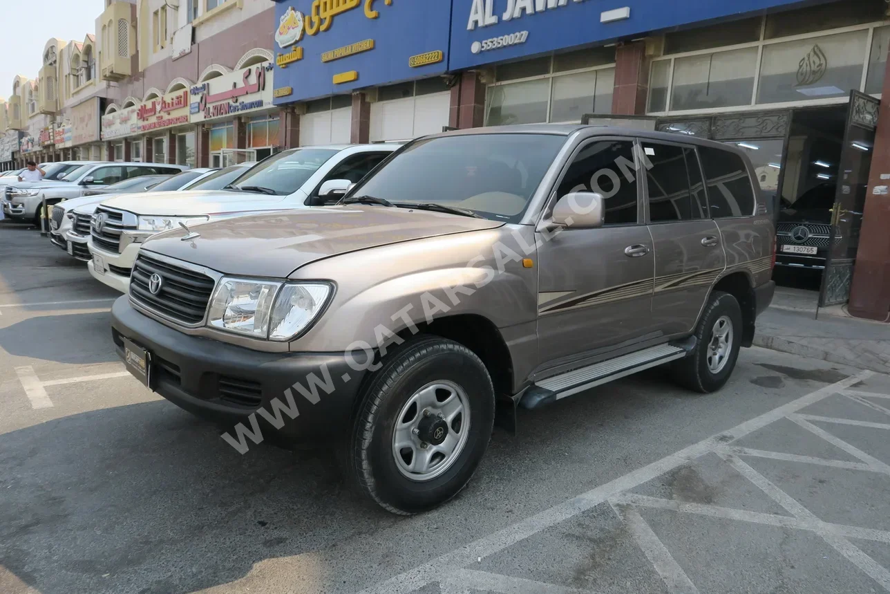 Toyota  Land Cruiser  GX  2002  Automatic  370,000 Km  6 Cylinder  Four Wheel Drive (4WD)  SUV  Silver