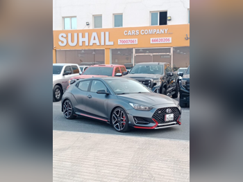 هيونداي  فيلوستير  ان  2021  اوتوماتيك  50,000 كم  4 سلندر  دفع خلفي  كوبيه \ سبورت  رمادي غامق