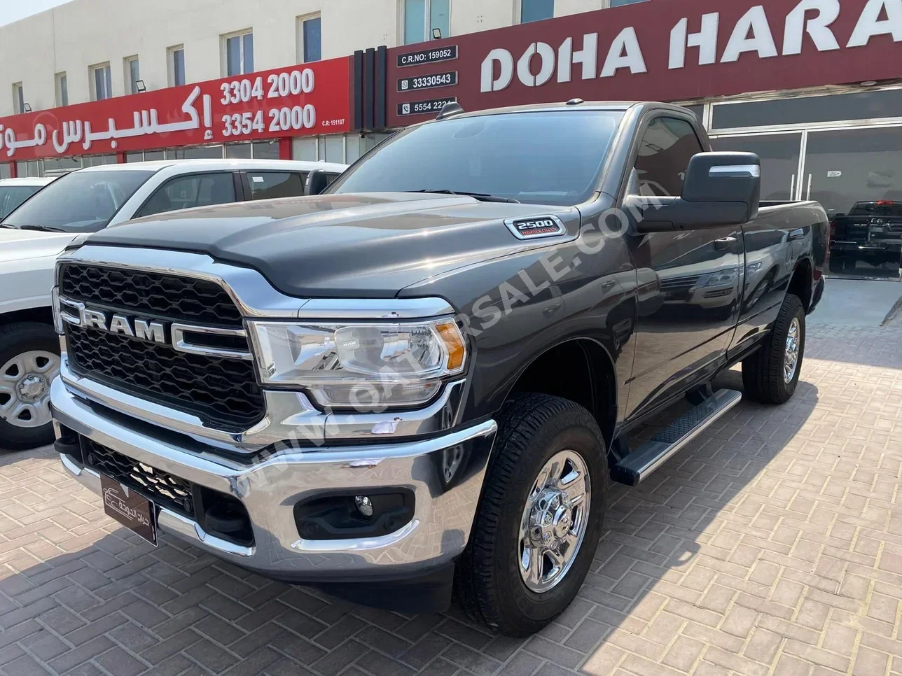 Dodge  Ram  1500  2024  Automatic  5,000 Km  8 Cylinder  Four Wheel Drive (4WD)  Pick Up  Gray  With Warranty