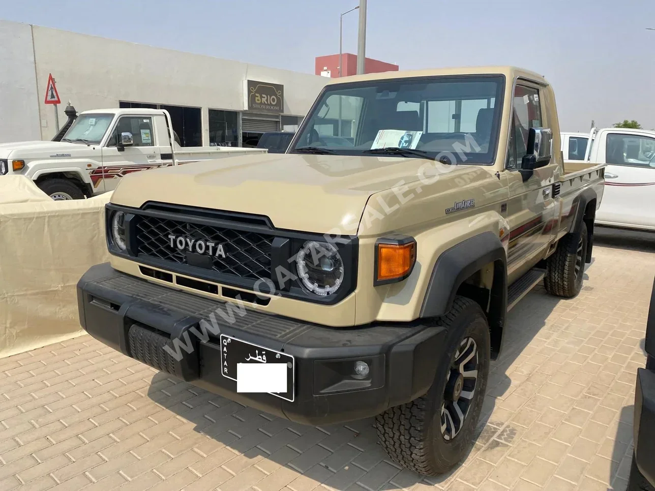 Toyota  Land Cruiser  LX  2025  Automatic  0 Km  6 Cylinder  Four Wheel Drive (4WD)  Pick Up  Beige  With Warranty