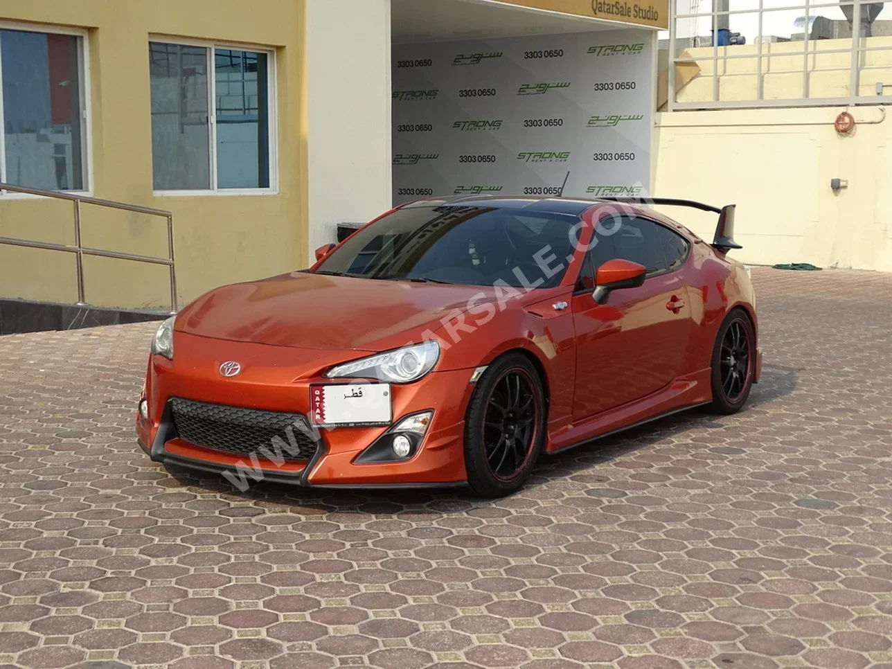 Toyota  GT 86  2013  Automatic  145,000 Km  4 Cylinder  Rear Wheel Drive (RWD)  Coupe / Sport  Orange