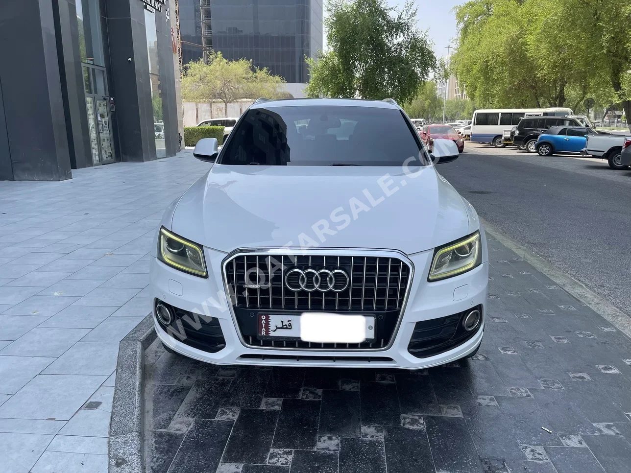 اودي  كيو 5  40 TFSI Quattro  2016  اوتوماتيك  176,000 كم  4 سلندر  دفع كلي مستمر  اس يو في  أبيض