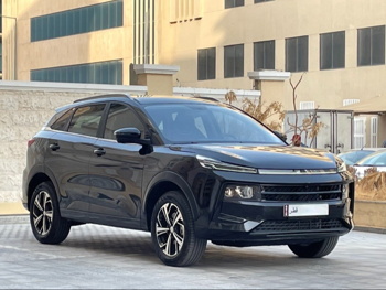 جاك  جي اس 6  4 سلندر  إس يو في 2 في 4  أسود  2025