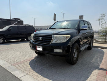 Toyota  Land Cruiser  GXR  2009  Automatic  388,000 Km  6 Cylinder  Four Wheel Drive (4WD)  SUV  Black