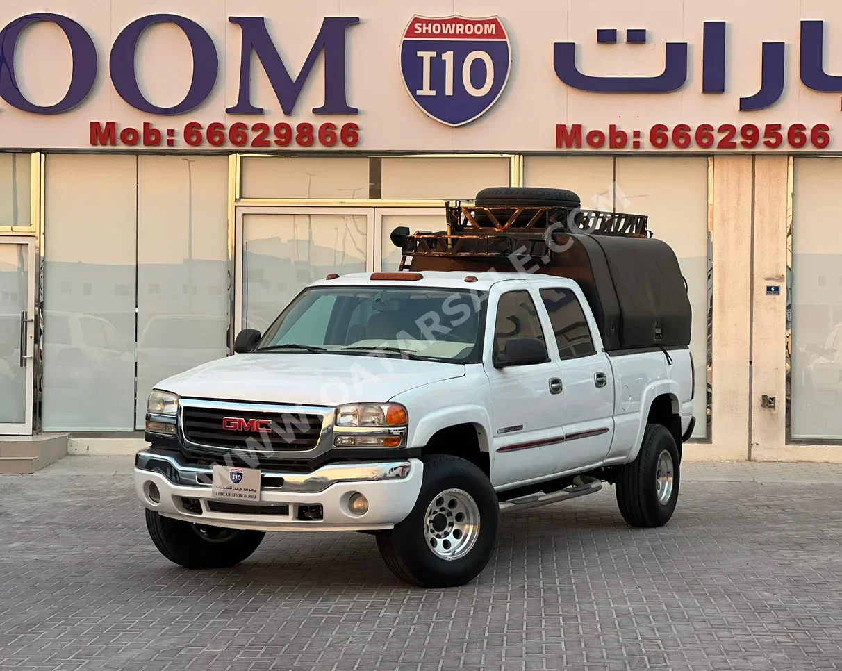 جي ام سي  سييرا  2500 HD  2006  اوتوماتيك  295,000 كم  8 سلندر  دفع رباعي  بيكب  أبيض