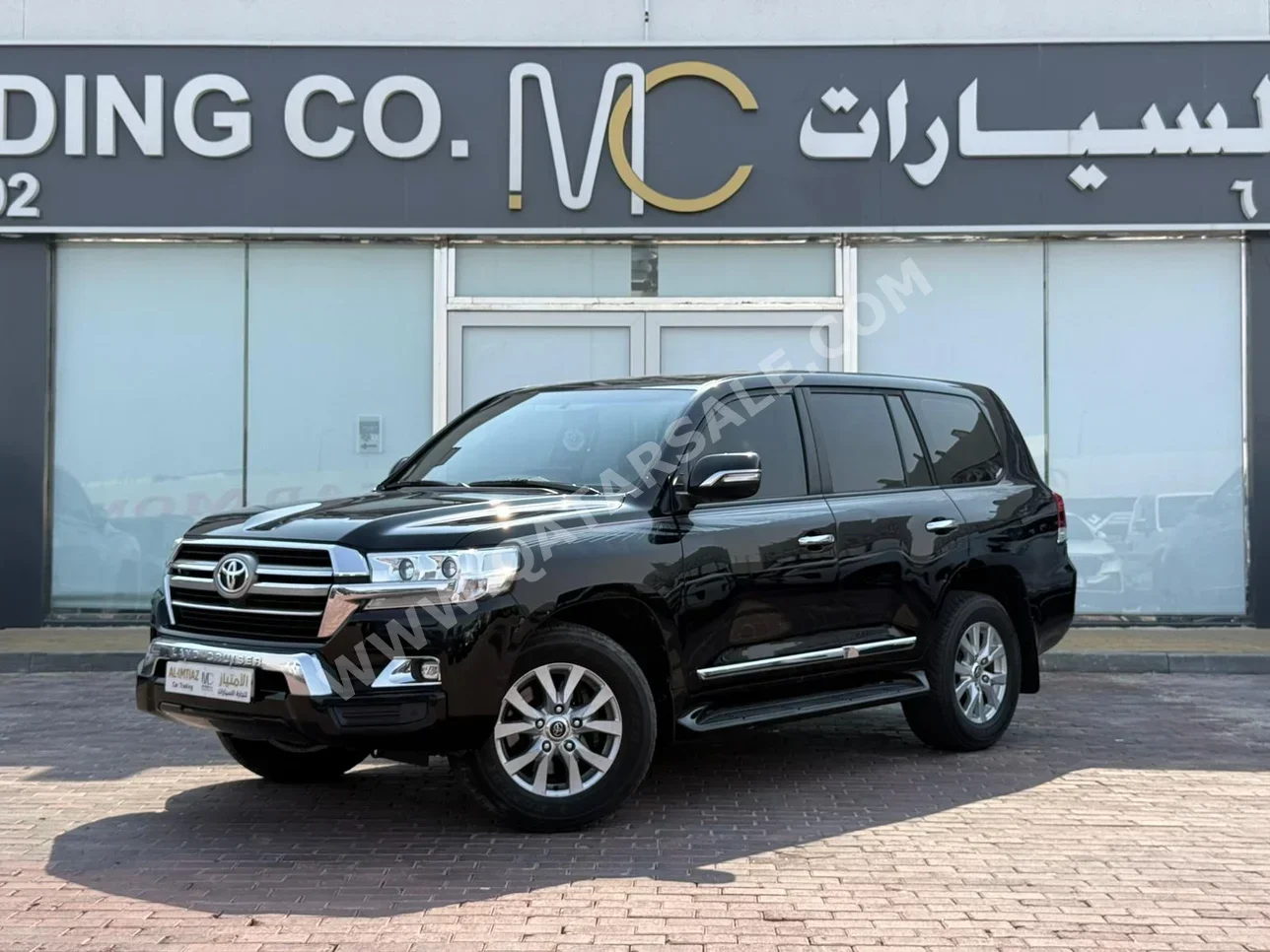 Toyota  Land Cruiser  GXR  2019  Automatic  203,000 Km  8 Cylinder  Four Wheel Drive (4WD)  SUV  Black