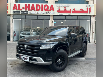 تويوتا  لاند كروزر  جي اكس  2022  اوتوماتيك  87,000 كم  6 سلندر  دفع رباعي  اس يو في  أسود  تحت الضمان