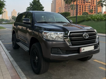 Toyota  Land Cruiser  GX  2021  Automatic  129,000 Km  6 Cylinder  Four Wheel Drive (4WD)  SUV  Gray