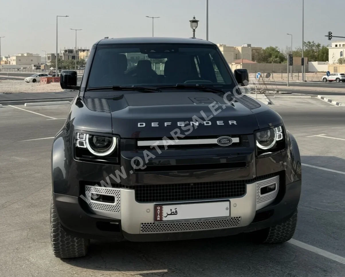Land Rover  Defender  110 SE  2023  Automatic  52,000 Km  4 Cylinder  Four Wheel Drive (4WD)  SUV  Carpathian grey  With Warranty