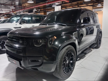 لاند روفر  ديفيندر  110 اتش اس اي  2024  اوتوماتيك  38,000 كم  6 سلندر  دفع رباعي  اس يو في  أسود  تحت الضمان