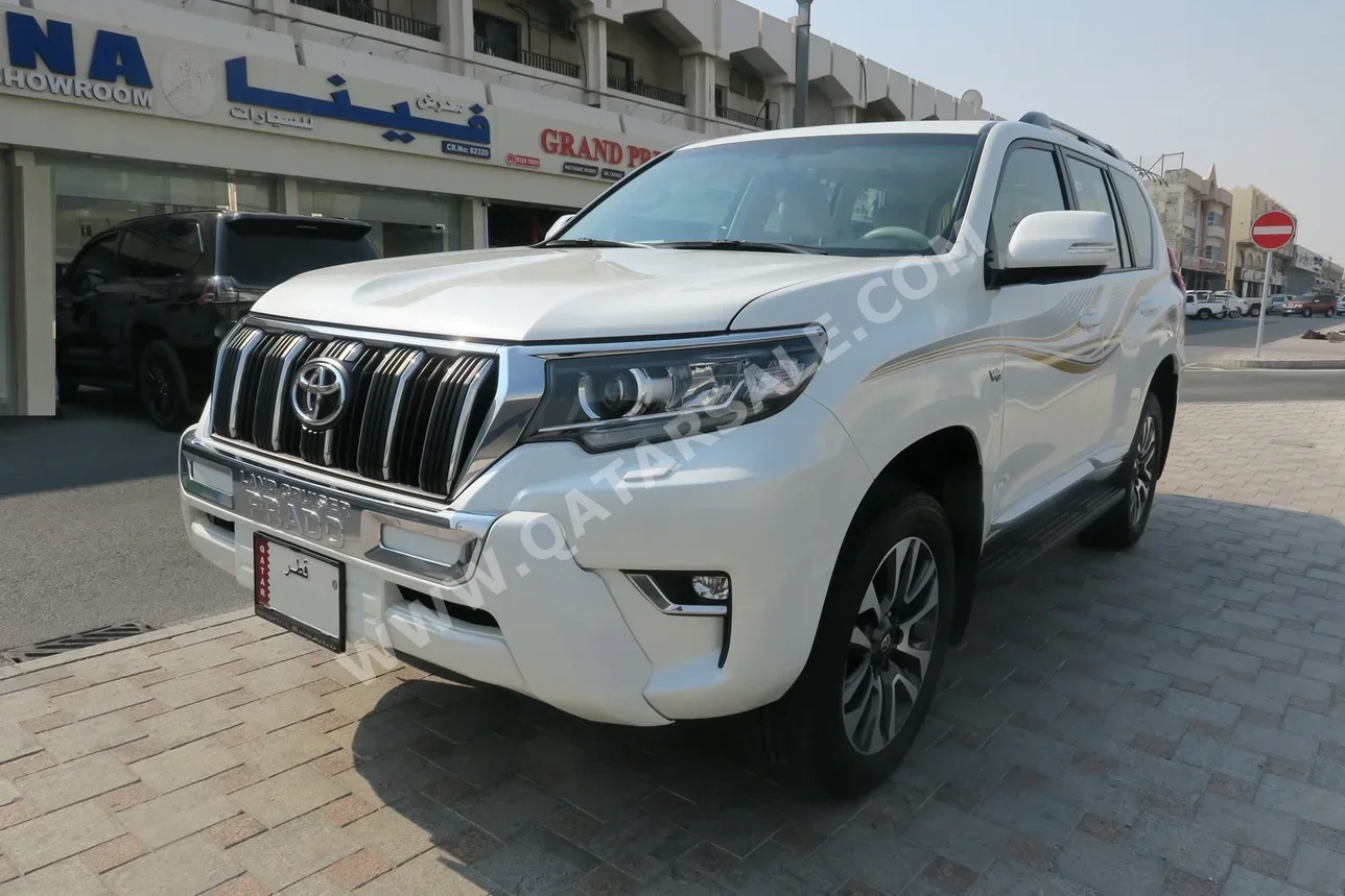Toyota  Prado  2023  Automatic  34,000 Km  6 Cylinder  Four Wheel Drive (4WD)  SUV  White  With Warranty