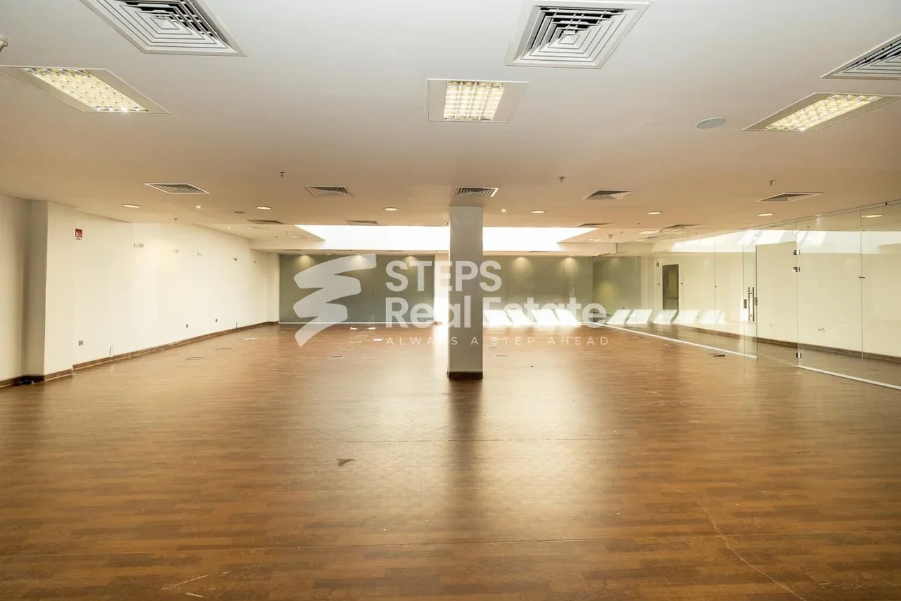 Commercial Shops - Not Furnished  - Doha  For Rent  - Al Bidda