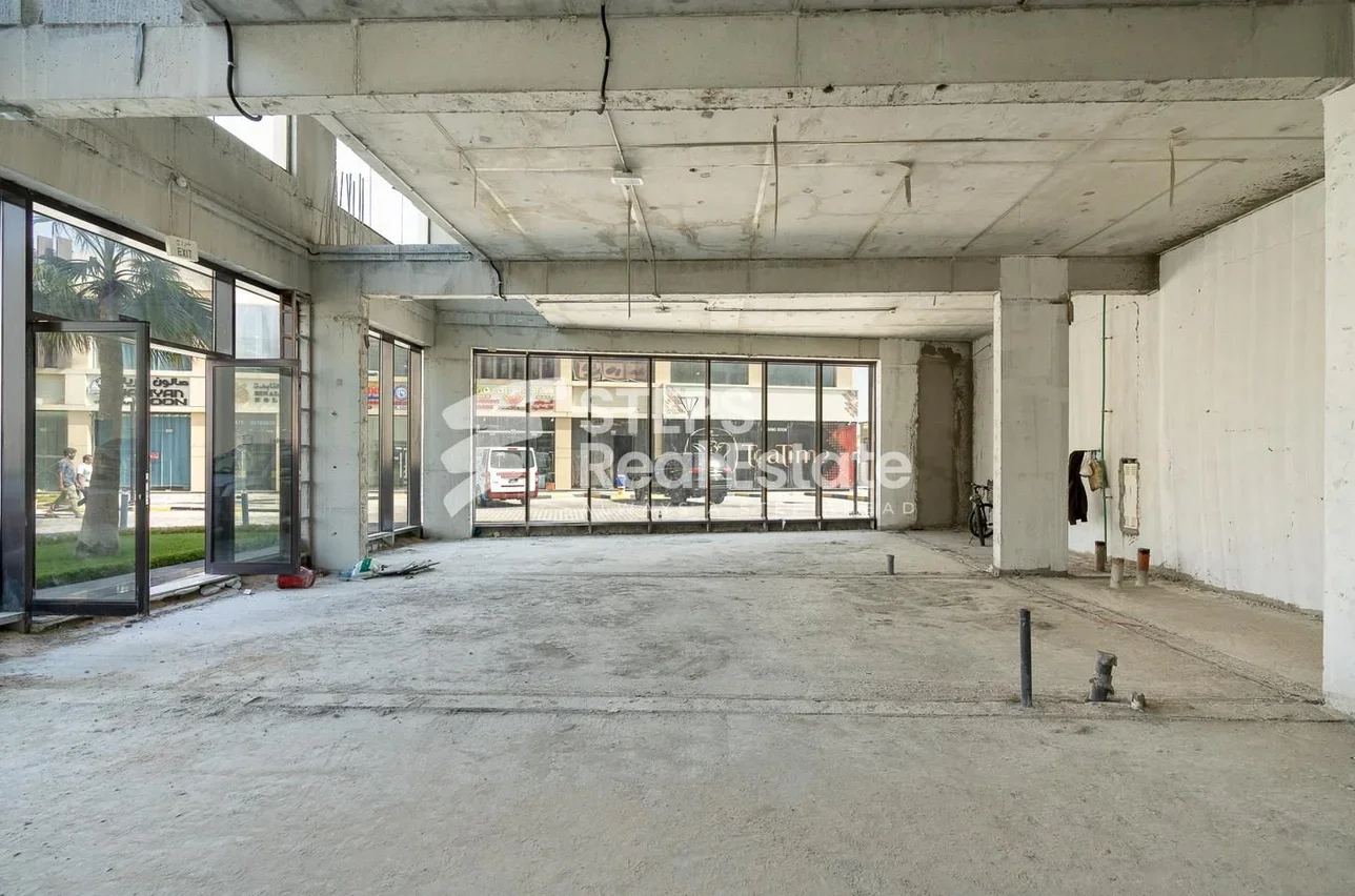 Commercial Shops - Not Furnished  - Al Rayyan  For Rent  - Ain Khaled