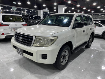 Toyota  Land Cruiser  G  2008  Manual  528,000 Km  6 Cylinder  Four Wheel Drive (4WD)  SUV  White