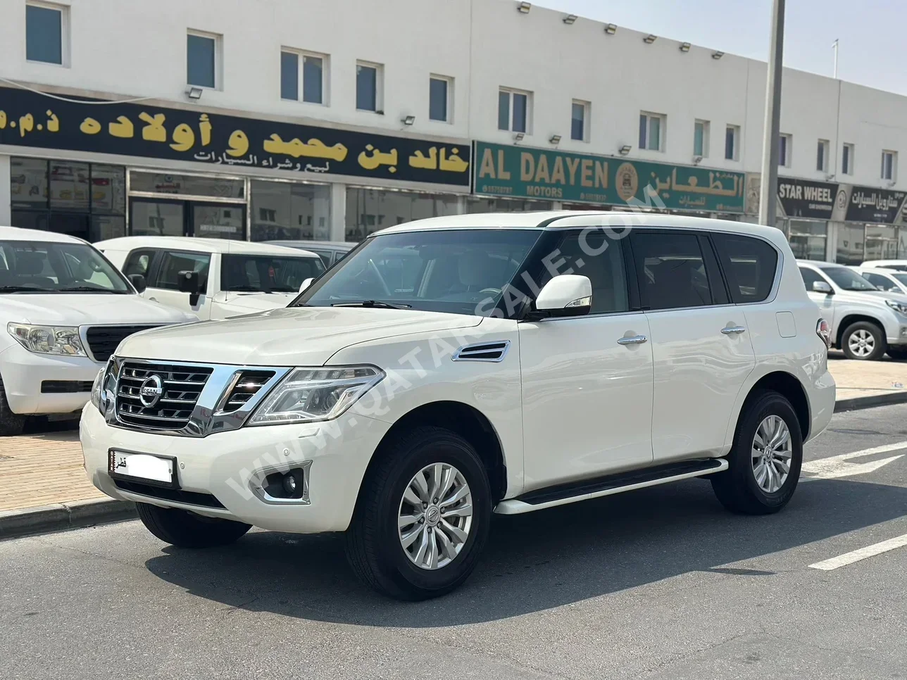 Nissan  Patrol  SE  2017  Automatic  175,000 Km  6 Cylinder  Four Wheel Drive (4WD)  SUV  White