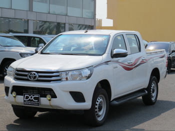 Toyota  Hilux  2020  Automatic  52,000 Km  4 Cylinder  Four Wheel Drive (4WD)  Pick Up  White